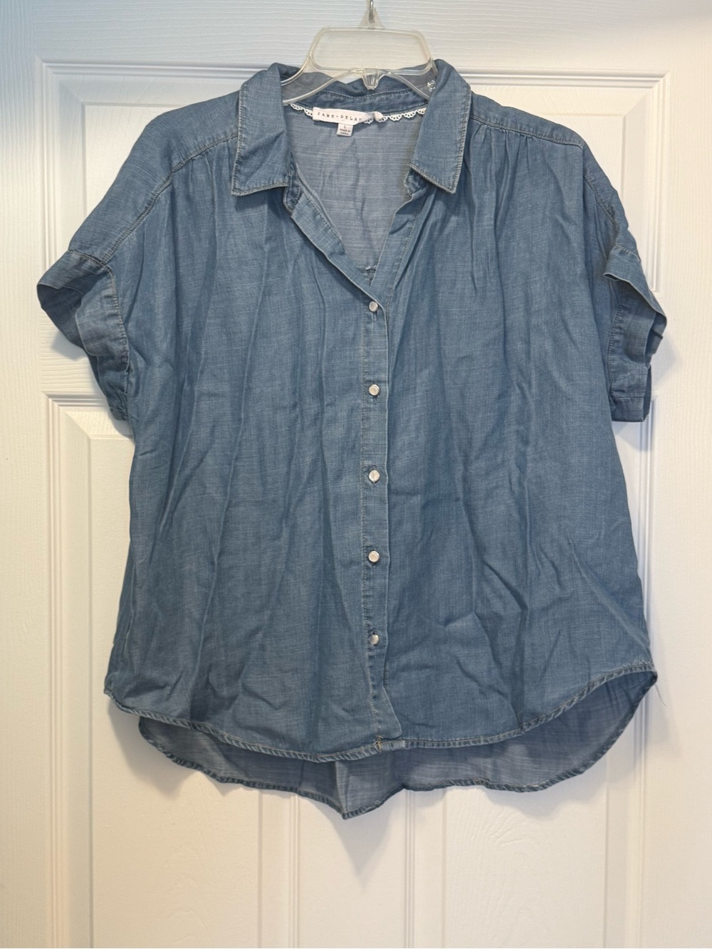 Jane & Delencey Chambray Button-Up Shirt